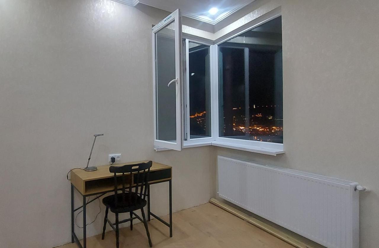 Appartamento Cozy House IV Tbilisi Esterno foto